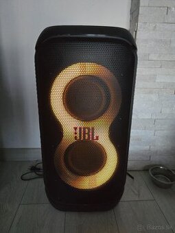 JBL 320 STAGE party box