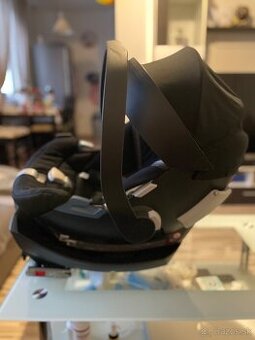 Cybex Aton 5