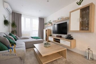 Krásny zariadený 3-izbový byt po kompletnej rekonštrukcii + 