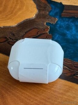 Apple AirPods 4 original v zaruke