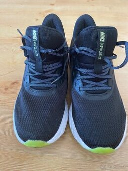 Predám dámske botasky Nike