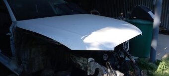 Audi a5 predná kapota