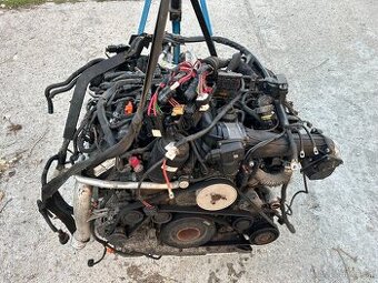 -----AUDI A4 A5 A6 A7 Q5 3.0 TDi V6-----
