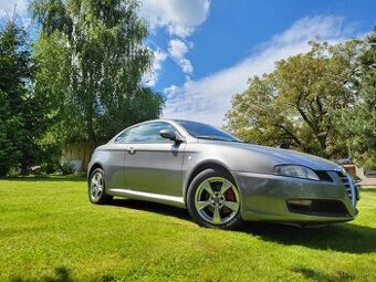 Alfa romeo GT cupe 110kw  jtd top stav