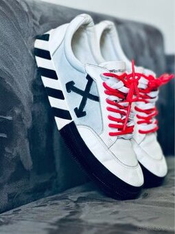 Off-white SBVulcanized 43