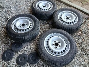 5x120 R16, michelin agilis crossclimate 215R16 C zosilnene