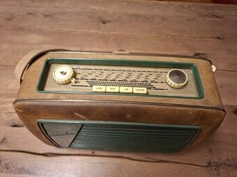 Original elektronkove radio z 50tok