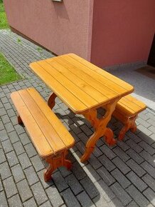 Predám pekný stôl s lavicami - 1