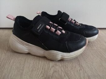 Geox tenisky 30