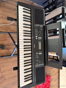 Predám Yamaha PSR-E363 SET Keyboard s dynamikou Black