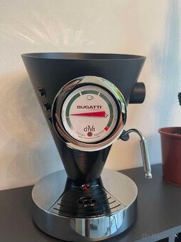 Pákový  kávovar DIVA 0,8 l, čierny, nerezová oceľ, Bugatti