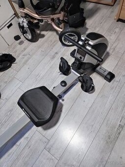 Veslovací trenažér