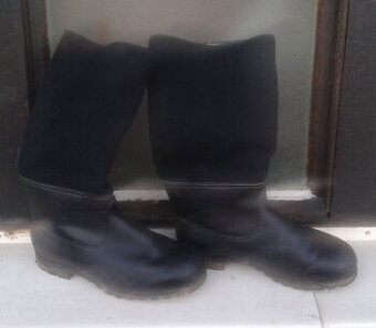 Predám  zimné kožené čižmy-botoše vei.č.7.