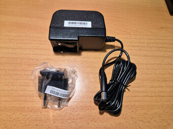 Elektrické adaptéry 12V, 1.5A, 18W