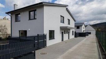 Novostavba Rodinný dom v Štandarde v obci Plavecký Mikuláš