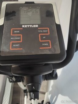 Eliptický trenažér