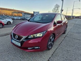 Nissan Leaf 40 kW/h, 90 kW N-Connecta