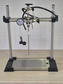 Protitlaková stáčačka na pivo