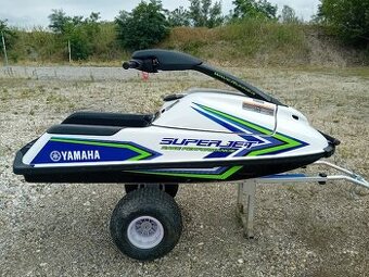 YAMAHA Super Jet 700 jetski vodny skuter