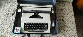 Predám písací stroj Consul - 1