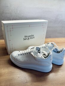 Alexander McQueen Oversized White EU 40 - 1