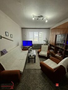 Veľký 3-izbový byt na predaj