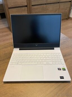 Predám notebook HP Victus