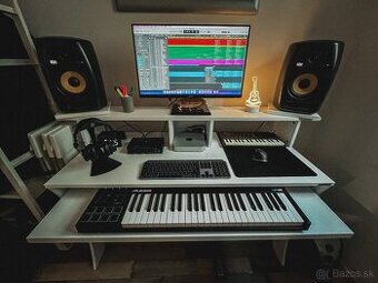 Štúdiový stôl GLORIOUS Workbench