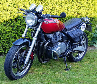 Cafe racer Kawasaki Zephyr 550