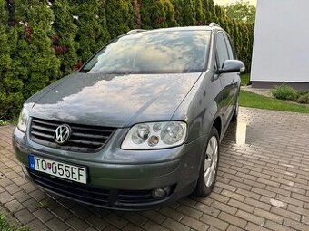 Volkswagen Touran 2.0 TDi