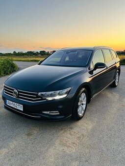 Volkswagen Passat 2.0 TDI DSG /VIRTUAL
