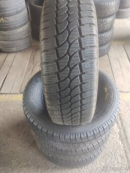 Pneu 225/65R16C