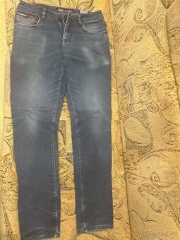 Predám pánske rifle TOMMY HILFIGER