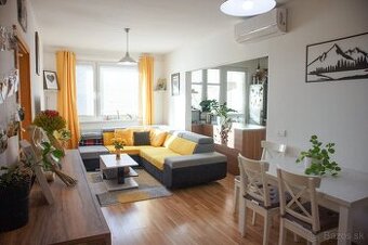 Realitný kancelária REALADR s.r.o.