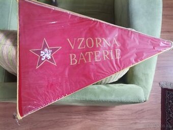vyznamenanie - vojenská vlajka vzorná batéria z 50. rokov