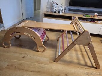 Montessori hojdacka, triangel a doska