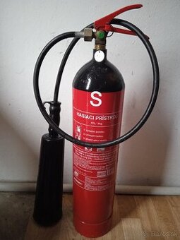 Hasiace prístroje CO2- 2kusy