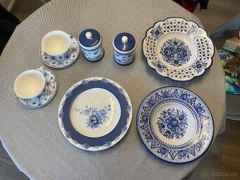 Predám modrobiely set – šálky, taniere, misy