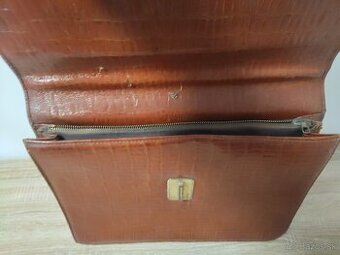 Predam koženú brašňu