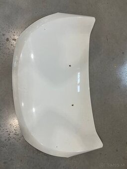 Dacia Docket predná kapota