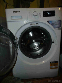 Vhirlpool FWSF61053W