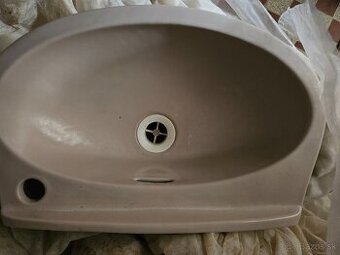 Predám malé umyvadlo