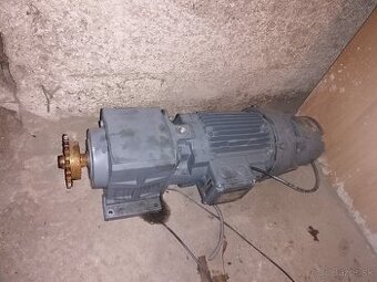 Vymenim elektromotor