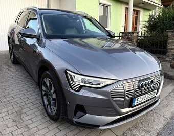 Audi E-tron e-tron 55 quattro Advanced 300kW 408HP A1