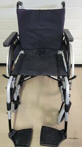 invalidny vozík 47cm pridavne brzdy pre asistenta odľahčeny