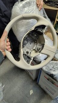 Fiat 500 volant krémová farba,nový,oroginal 2007-2015