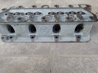 NOVA HLAVA MOTORA SKODA 100/105