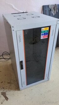 Rack skriňa 22U