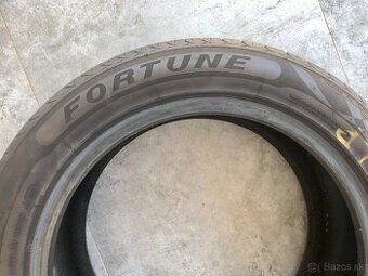 Letne pneu 215/55/R17