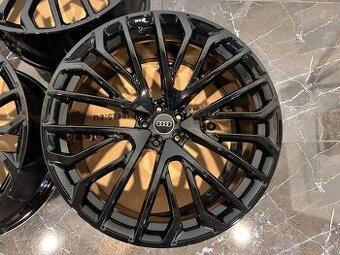 original kolesa r23 Audi Q8 SQ8 4M 4M8601025BN
